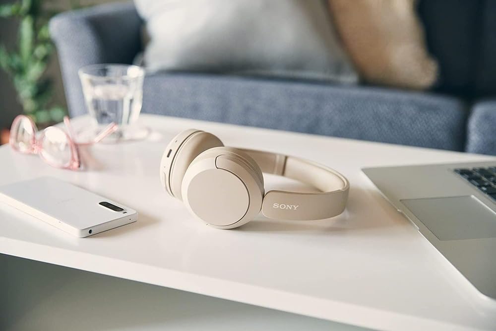 Sony WH-CH520 Wireless Headphones Bluetooth On-Ear Headset with Microphone and up to 50 Hours Battery Life with Quick Charging, Black